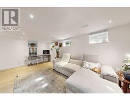 676 Vaughan Road, Toronto, ON M6E2Y6 Photo 30