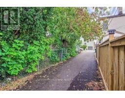 676 Vaughan Road, Toronto, ON M6E2Y6 Photo 44