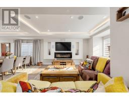 Kitchen - 676 Vaughan Road, Toronto, ON M6E2Y6 Photo 6