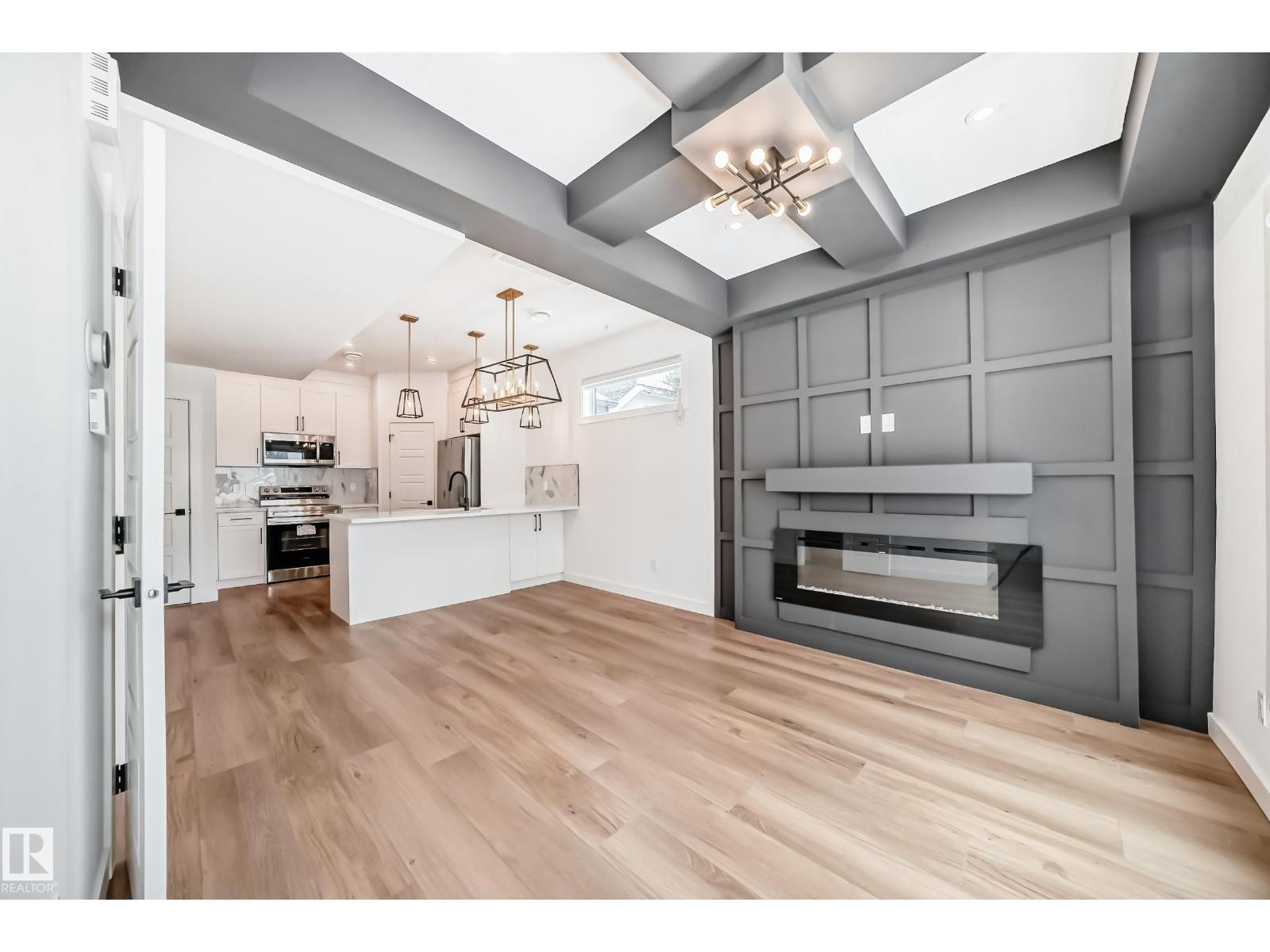 11519 & 11521 67 ST NW - 16