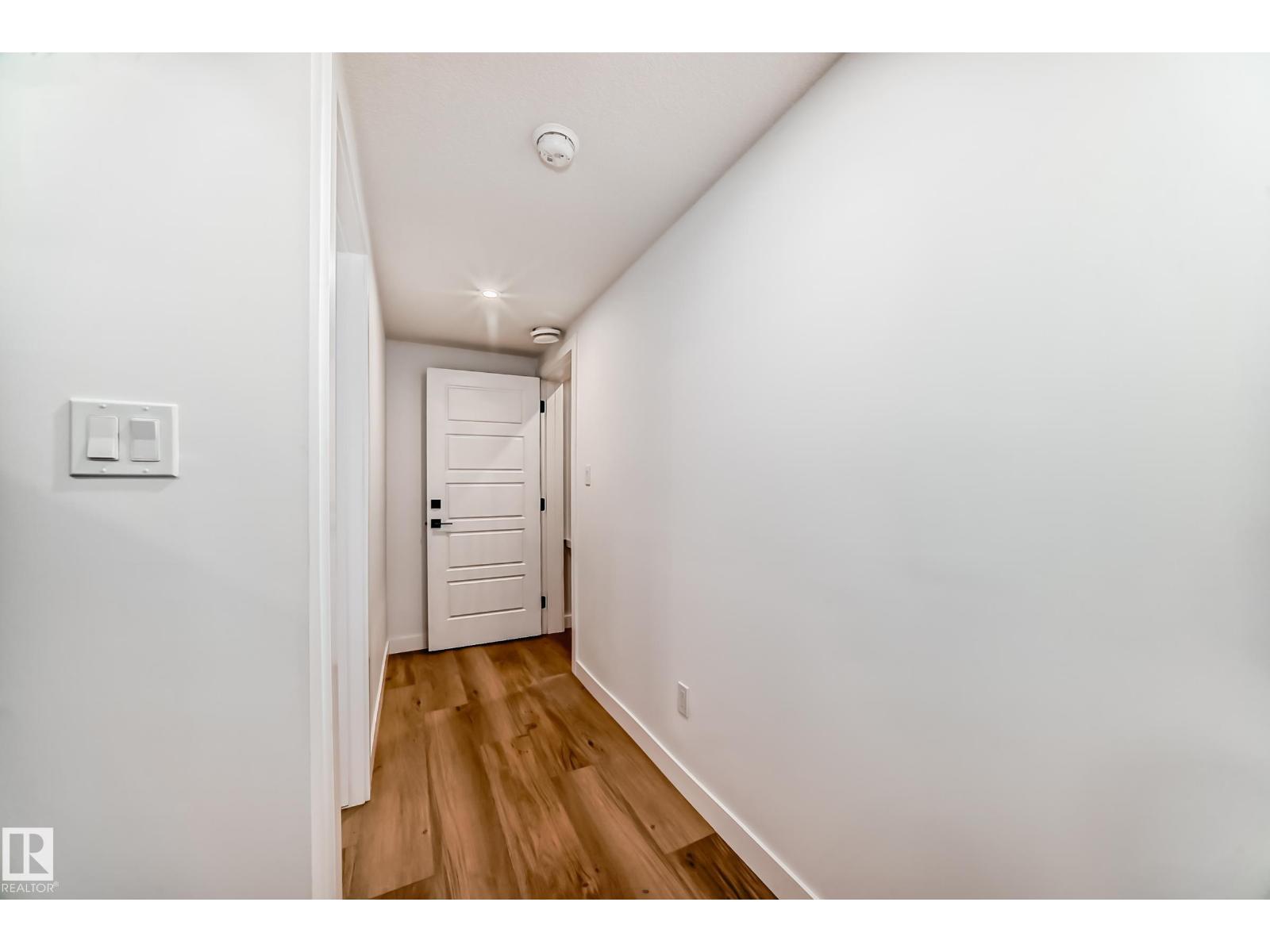 11519 & 11521 67 ST NW - 34