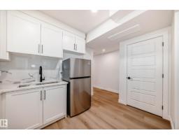 11519 & 11521 67 St Nw, Edmonton, AB T5B1L6 Photo 38