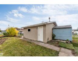 Bedroom 3 - 12811 135 St Nw, Edmonton, AB T5I1Y3 Photo 6