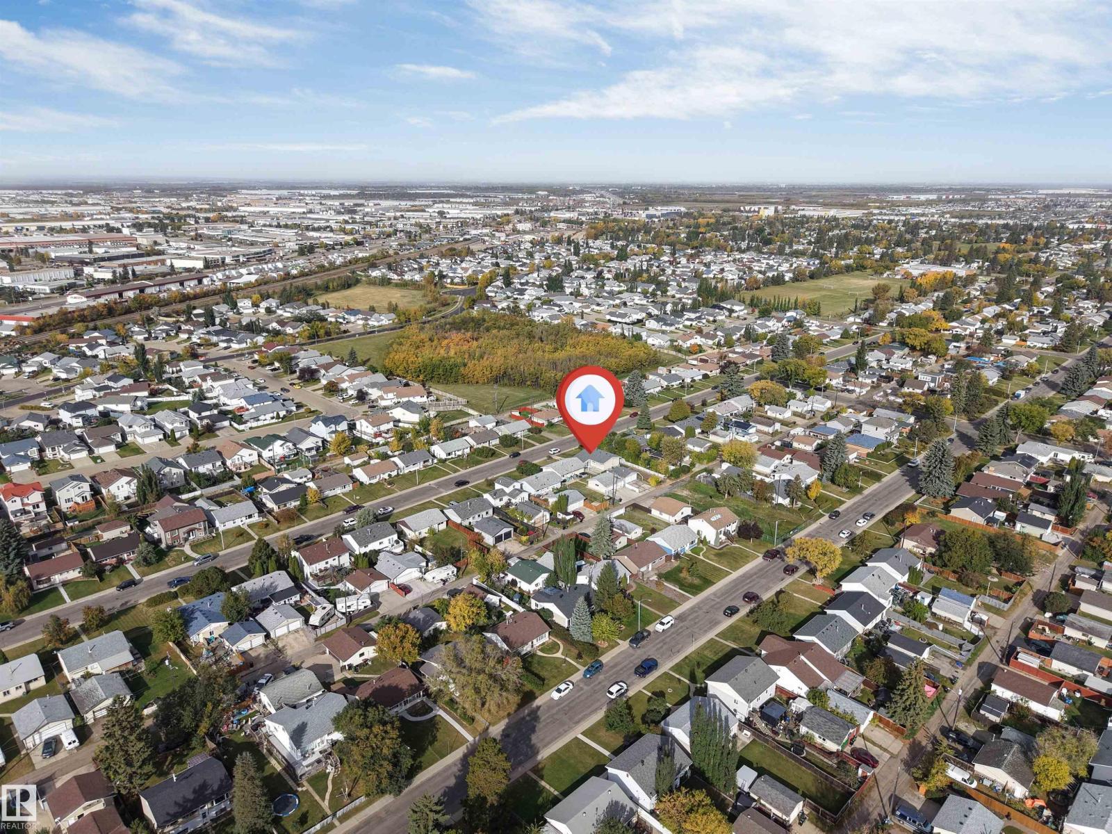 12811 135 ST NW - 12