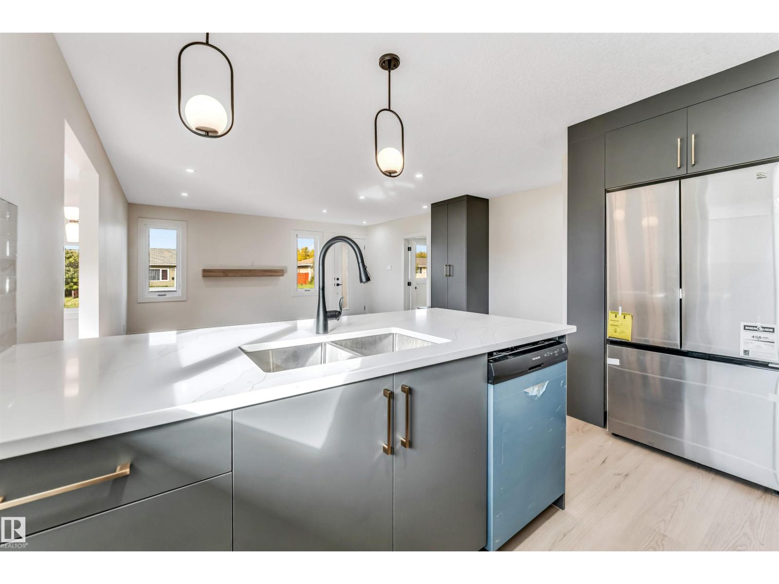 12811 135 ST NW - 24