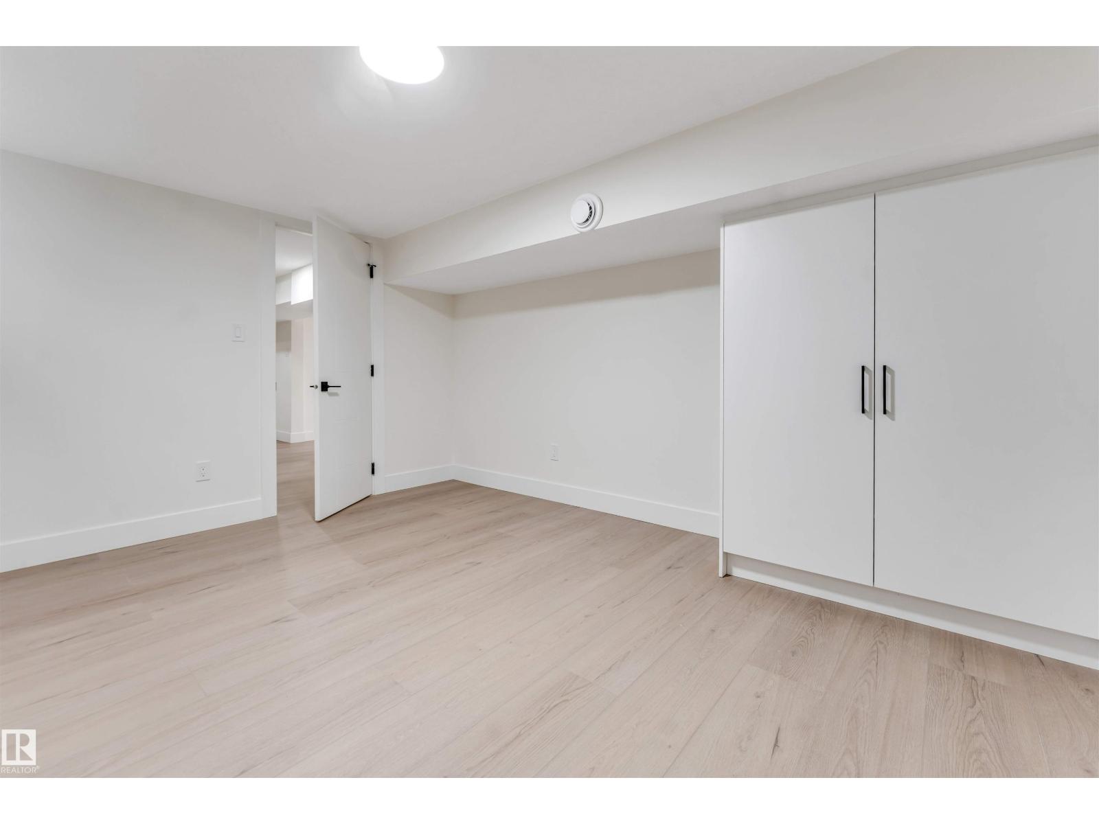 12811 135 ST NW - Image 45