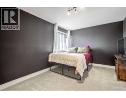 68 Falconridge Close NE - photo 12