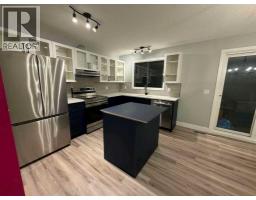 68 Falconridge Close NE - photo 28