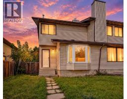68 Falconridge Close NE - photo 1