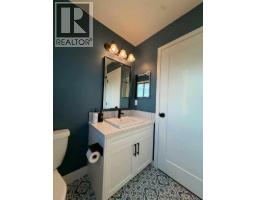 68 Falconridge Close NE - photo 30