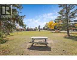 68 Falconridge Close NE - photo 43