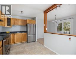 Bedroom - 122 Bird Crescent, Fort Mcmurray, AB T9H4T2 Photo 10