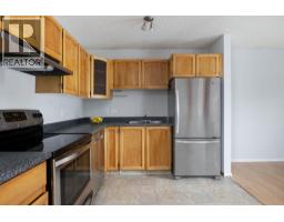 Bedroom - 122 Bird Crescent, Fort Mcmurray, AB T9H4T2 Photo 9