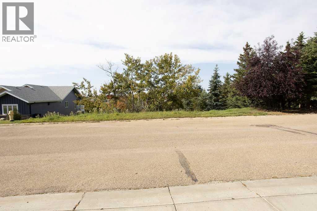 Listing photo – 5108 42A Street Close, Ponoka