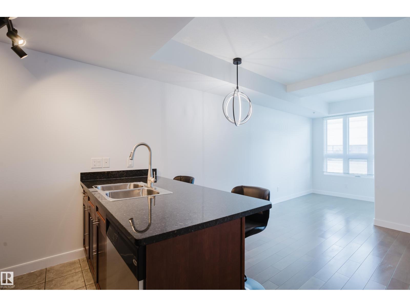 #1603 9939 109 ST NW - 11