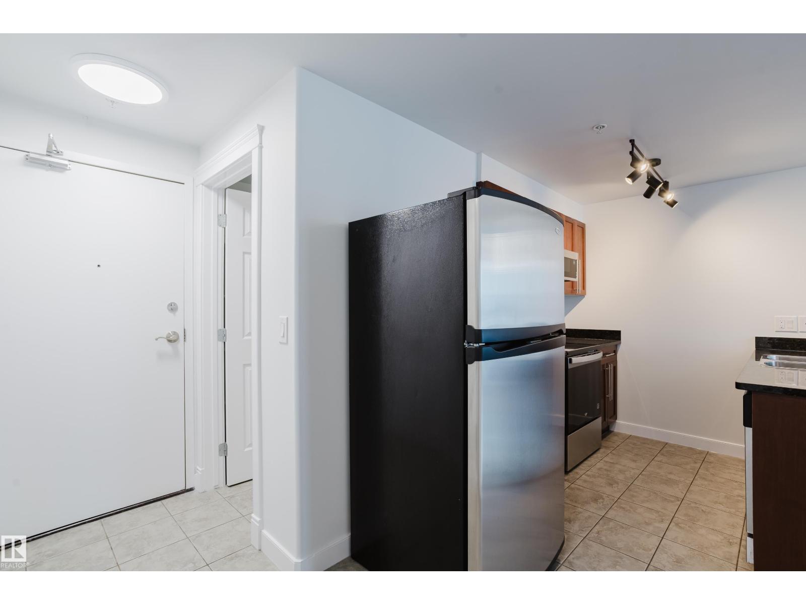 #1603 9939 109 ST NW - Image 15