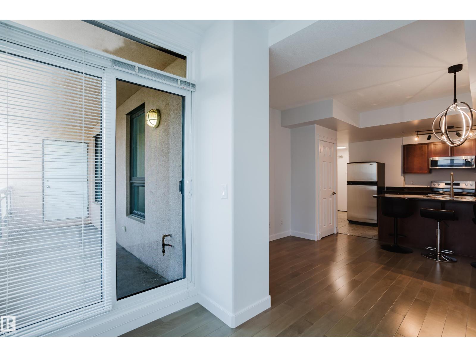 #1603 9939 109 ST NW - 22