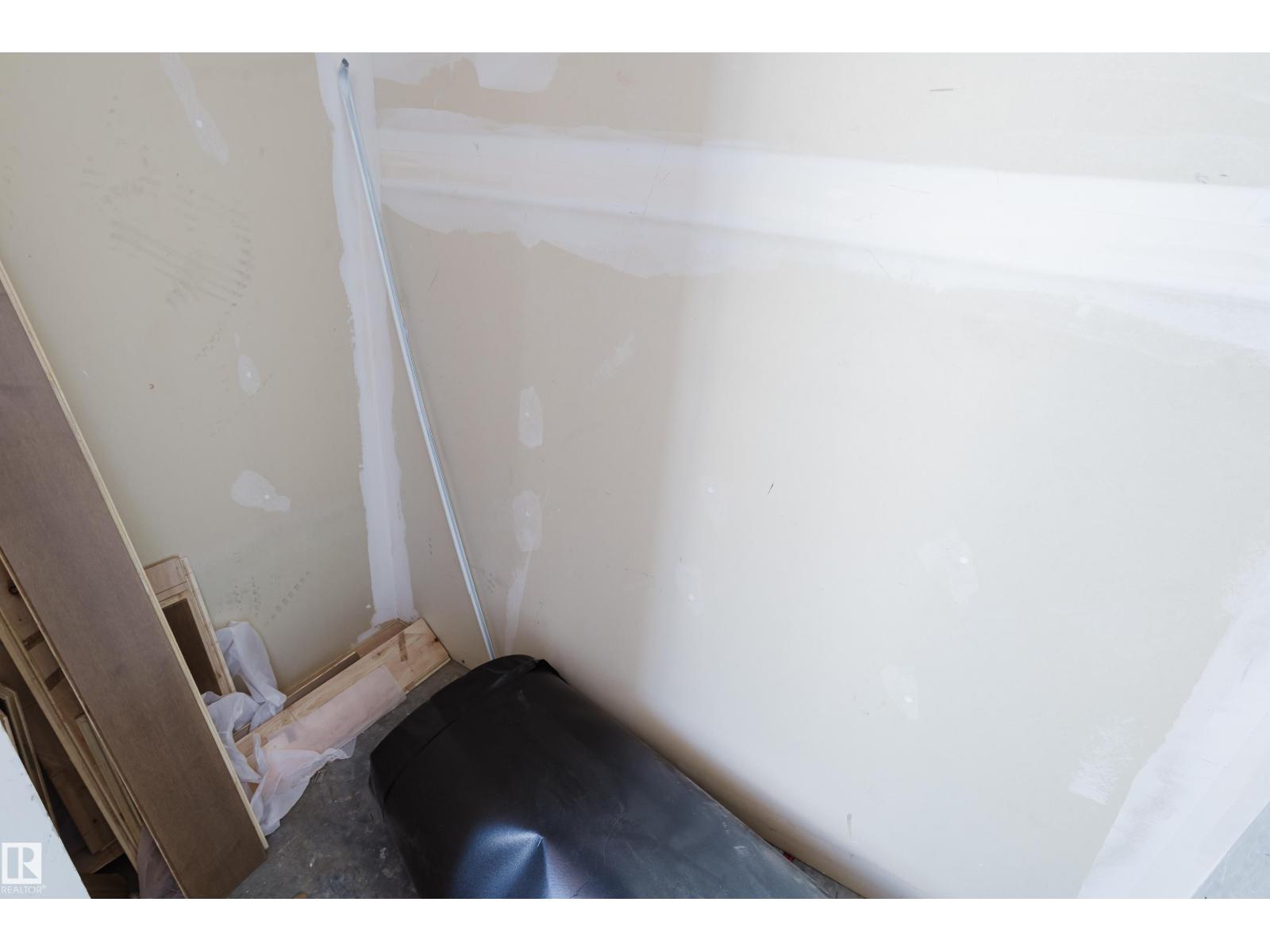 #1603 9939 109 ST NW - 36