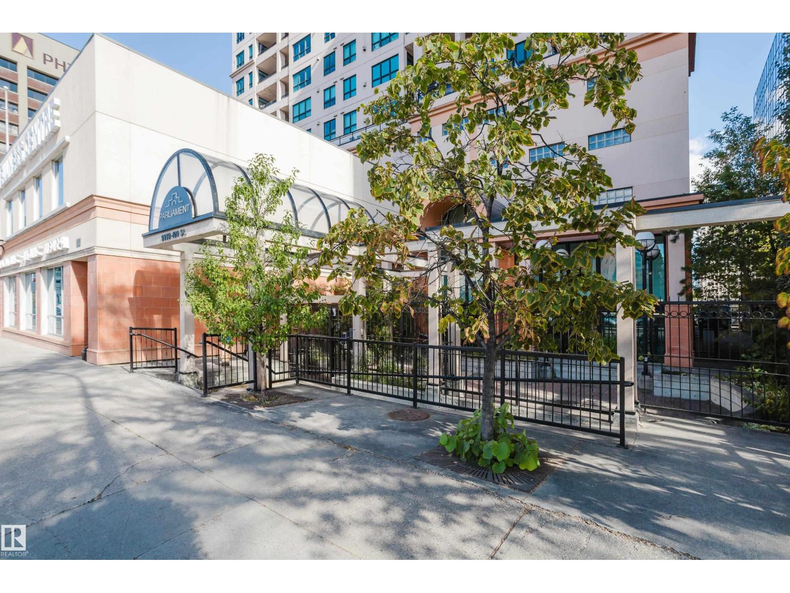 #1603 9939 109 ST NW - 59