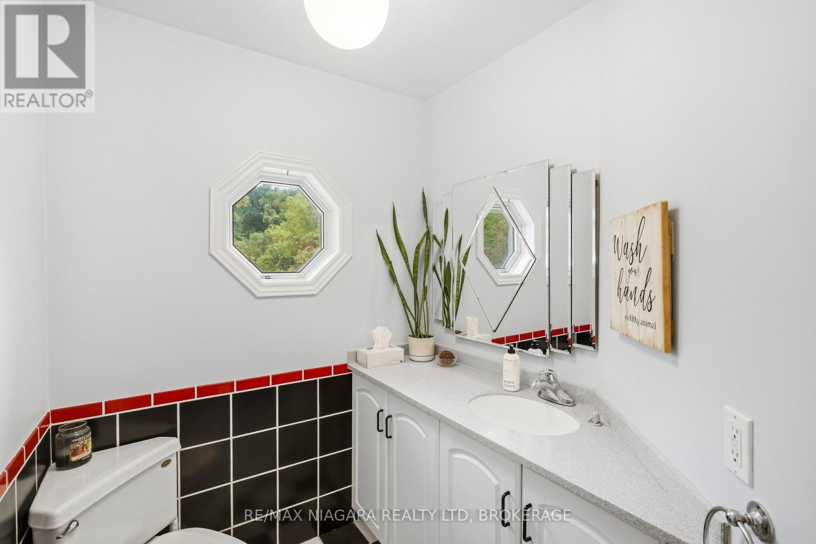 6585 STEELE STREET - Image 24