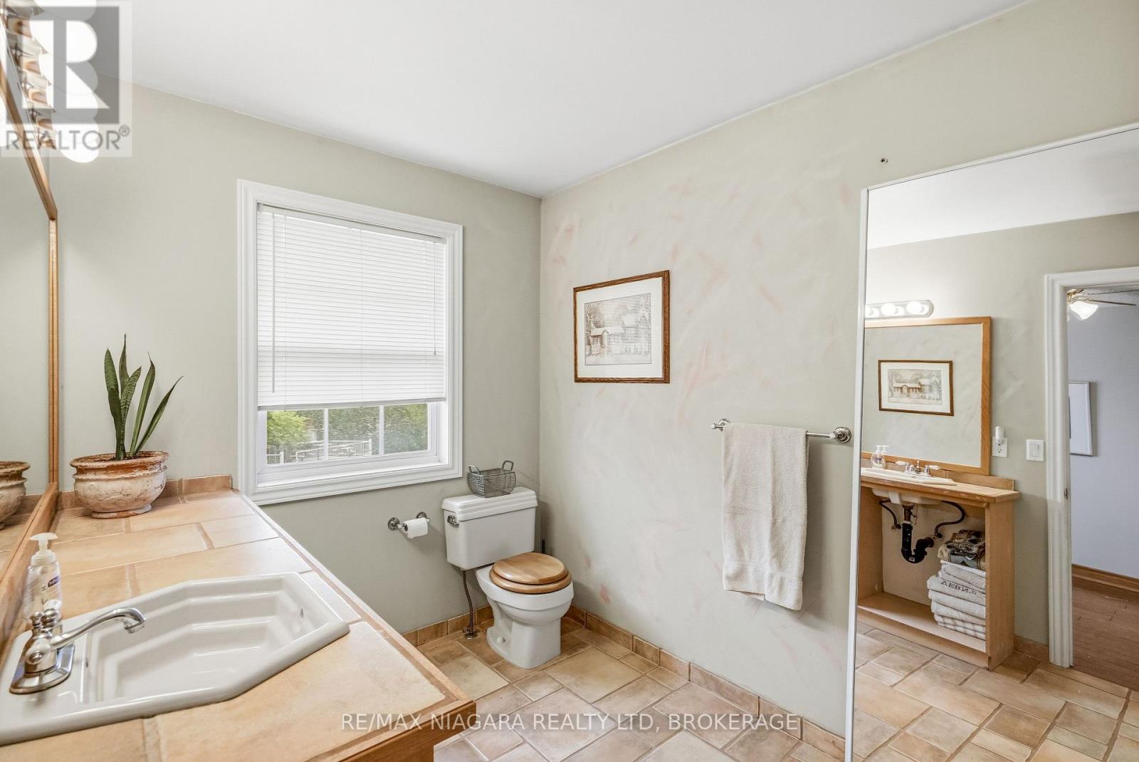 6585 STEELE STREET - Image 34
