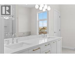 124 Greenwich Drive NW - photo 32