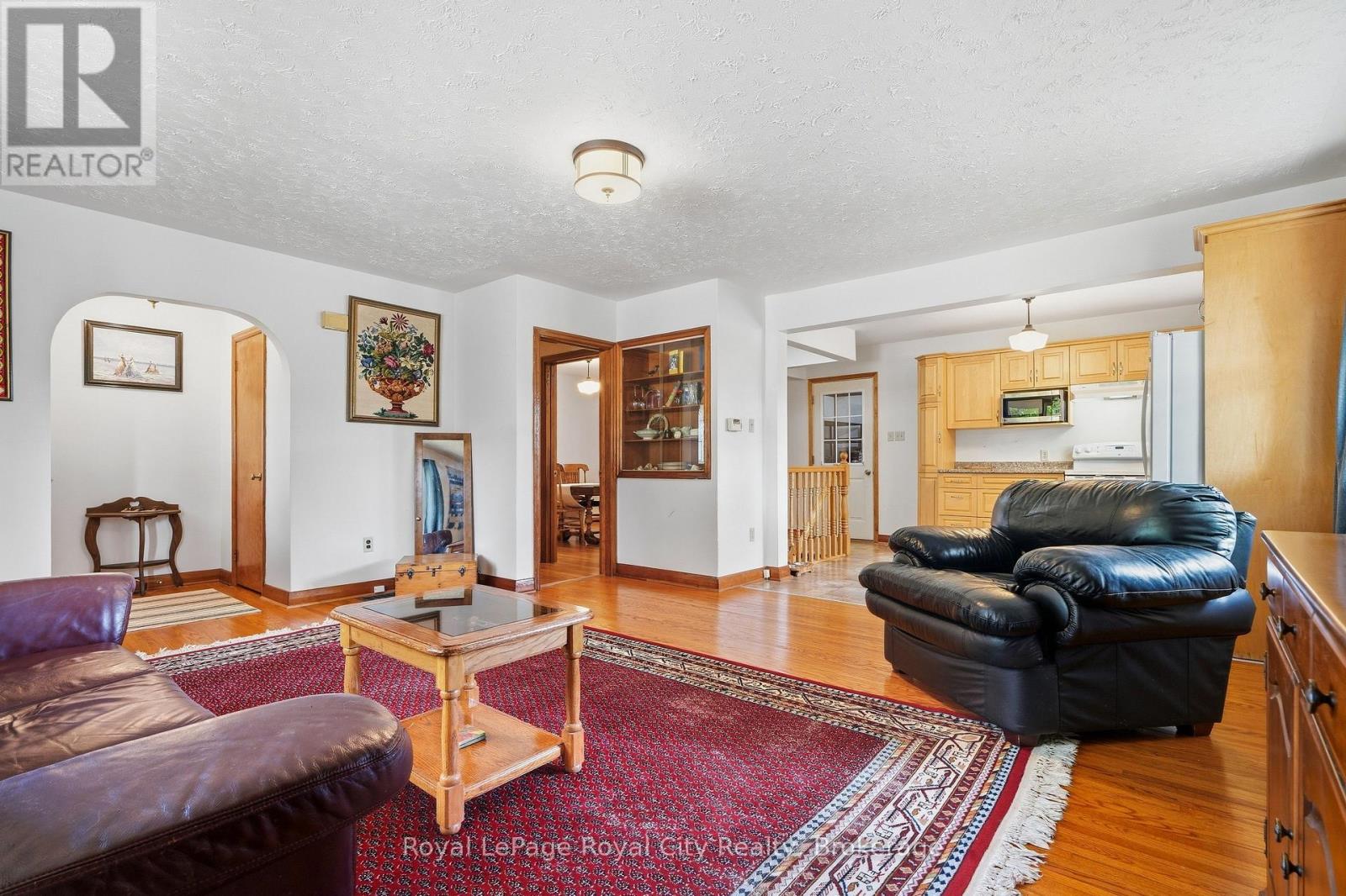 470 DUBLIN STREET - 5
