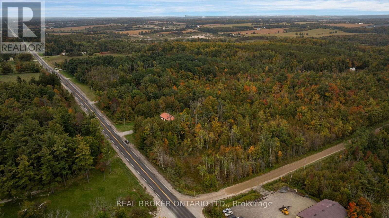 2086 PENETANGUISHENE ROAD - 3