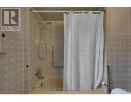 2086 Penetanguishene Road, Springwater, ON L4M4Y8 Photo 22