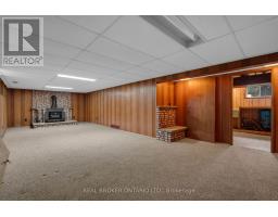 2086 Penetanguishene Road, Springwater, ON L4M4Y8 Photo 26
