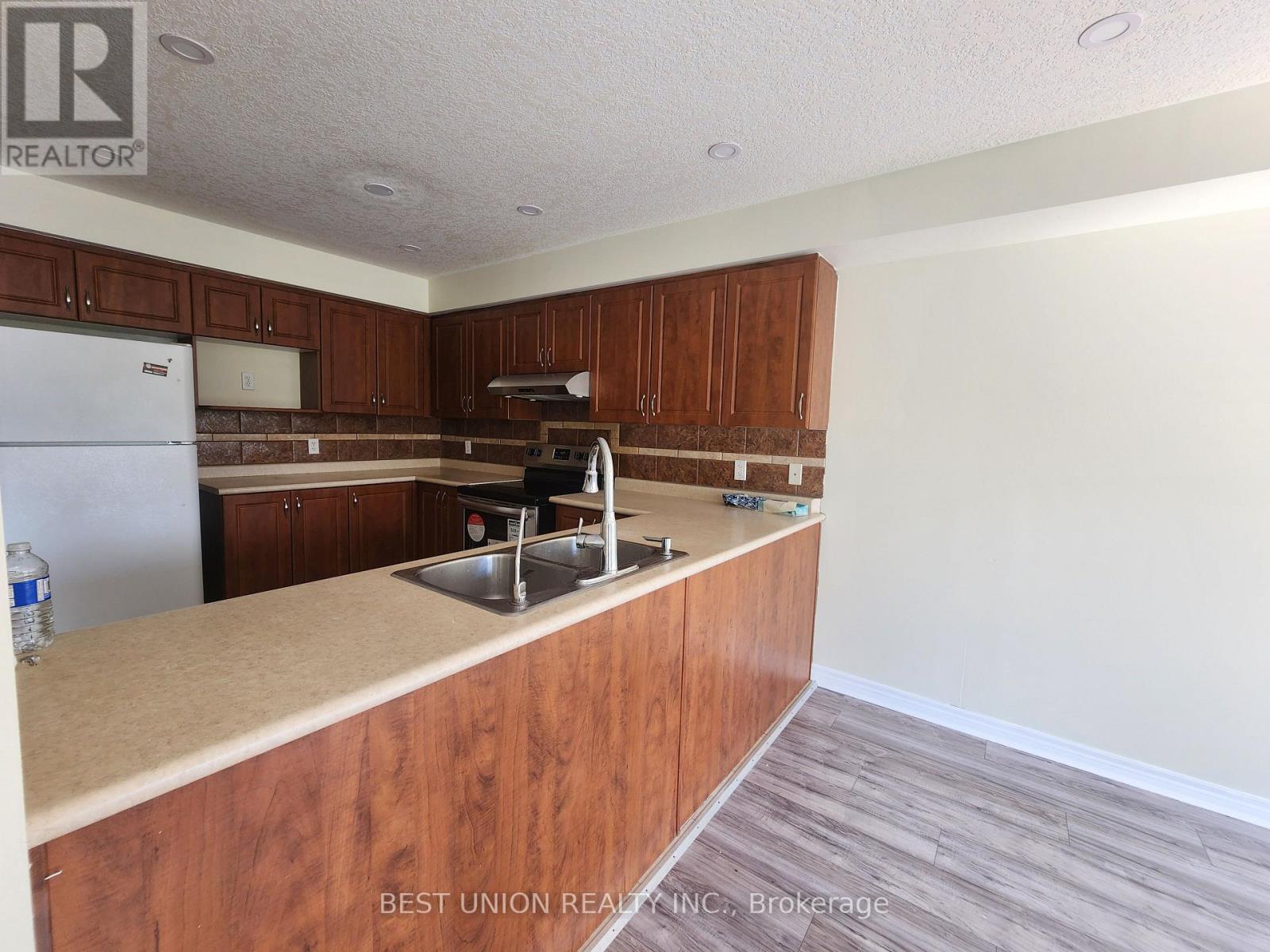 27 - 468 DOON DRIVE S, Kitchener — photo 6