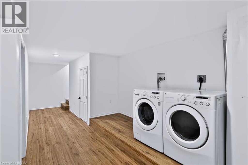 11 SUSSEX Avenue - Image 25