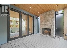 2pc Bathroom - 826 Durham Avenue Sw, Calgary, AB T2T5R2 Photo 15