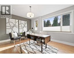 Bedroom - 826 Durham Avenue Sw, Calgary, AB T2T5R2 Photo 10