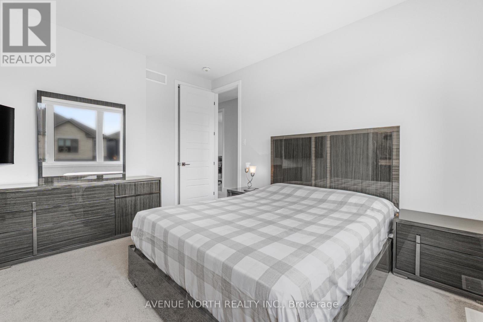 Condos for Sale in Ottawa – 118 GREEN ASH AVENUE, Ottawa – By Peter Sagos - Image 24