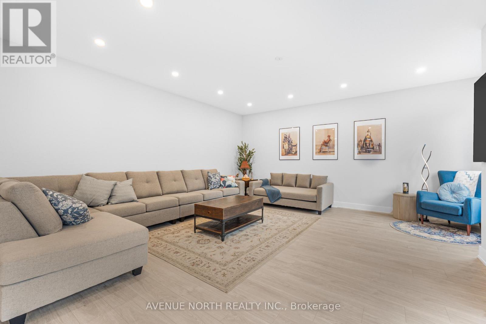 118 GREEN ASH AVENUE - 7
