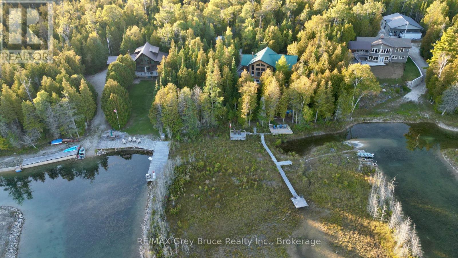 158 HOBSON'S HARBOUR DRIVE - Image 34