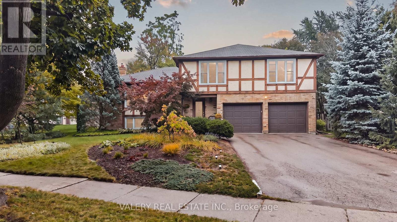 325 COLERIDGE DRIVE - 1