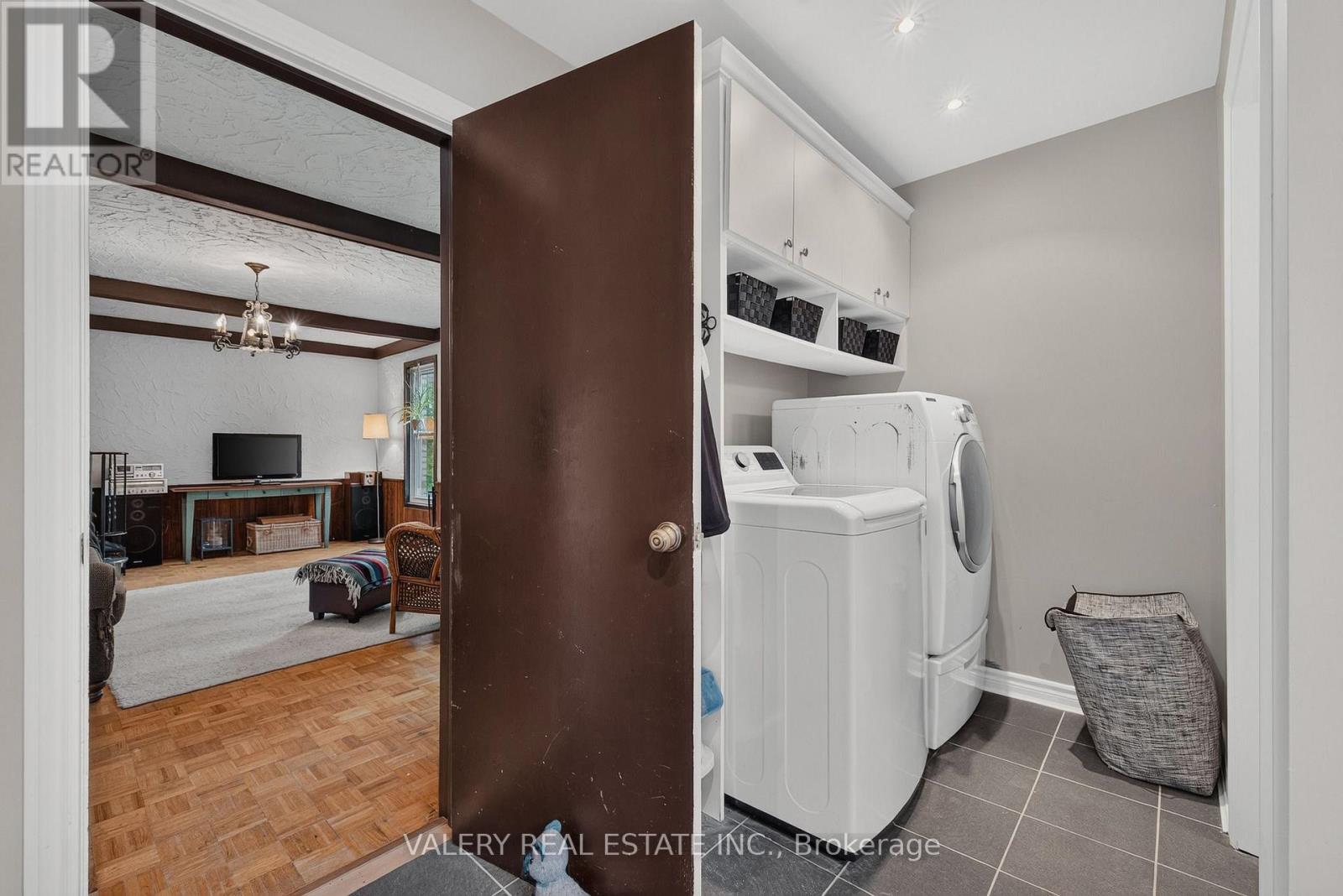 325 Coleridge Drive, Waterloo, ON photo 13