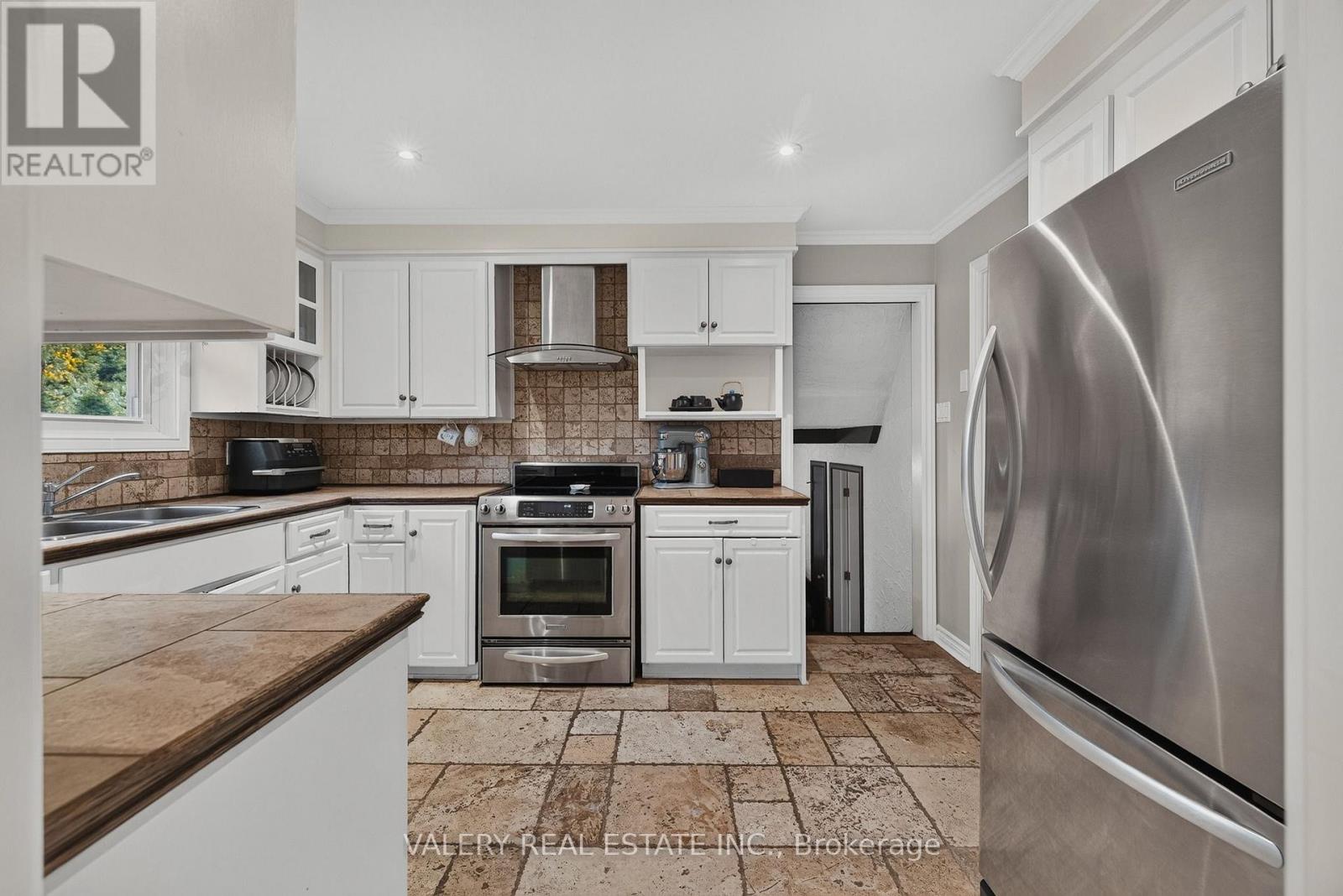 325 COLERIDGE DRIVE, Waterloo — photo 8