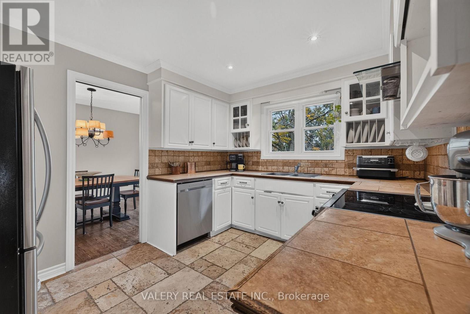 325 COLERIDGE DRIVE, Waterloo — photo 9
