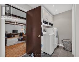 Bathroom - 325 Coleridge Drive, Waterloo, ON N2L2V5 Photo 13