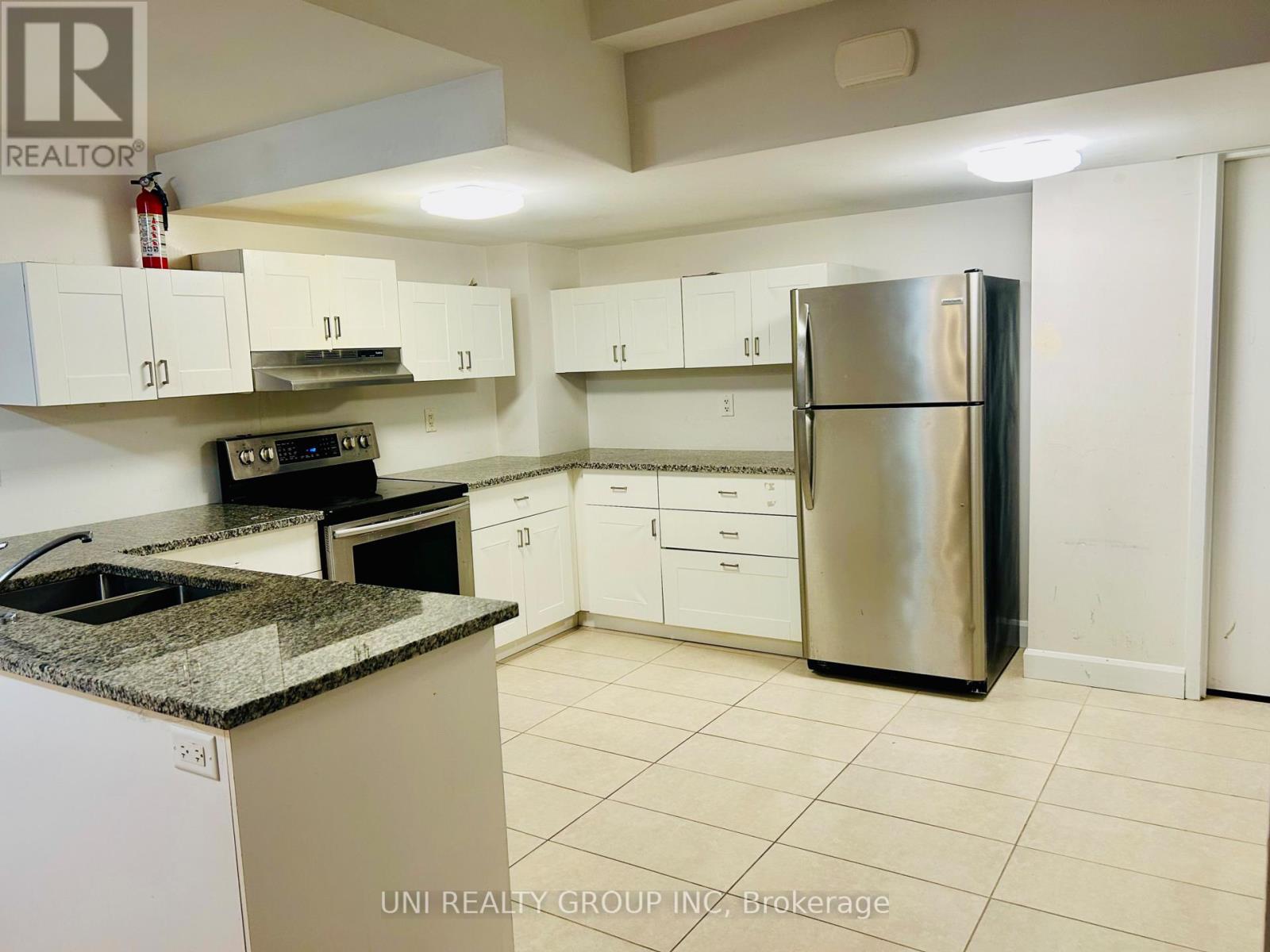 2 Bed, 1 Bath House for Rent in Ottawa – B – 492 MOODIE DRIVE, Ottawa – MLS# X13754874 - Image 13