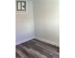 90 Kent Street S Unit# 4, Simcoe, ON N3Y2X9 Photo 8