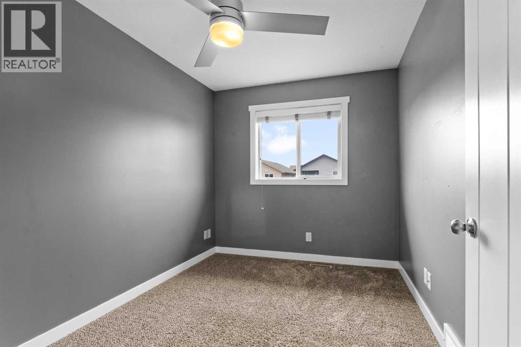 107 Henderson Crescent - 18