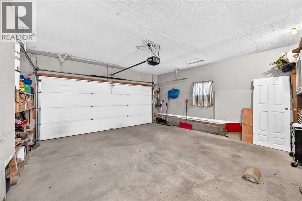 4610 43 Street NE - 28