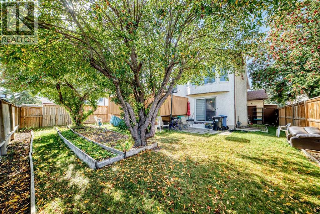 4610 43 Street NE - 30