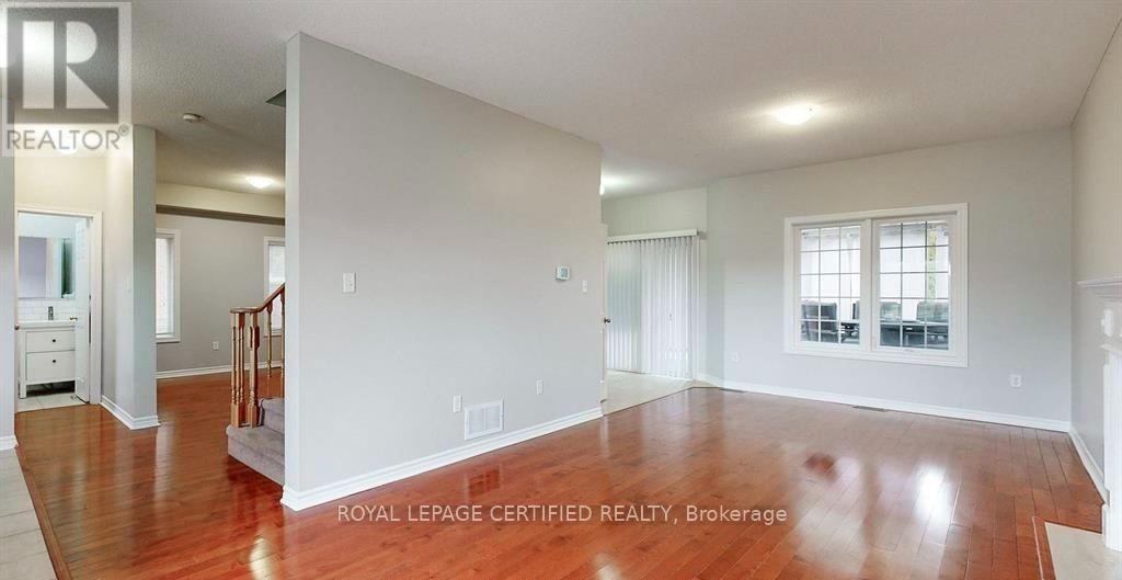 50 Batteaux Street, Barrie photo 10