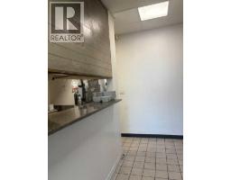 1440 52 St  Ne, Calgary, AB T2A4T8 Photo 6