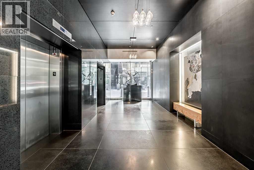 #1502 108 9 Avenue SW - 5